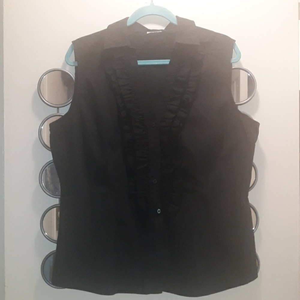 🌺BLACK RUFFLED Shirt - Picture 1 of 3